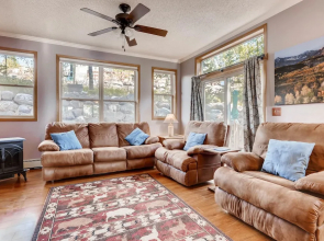 107 Saddle Ridge Drive Home 2 Bedrooms 2.5 Bathrooms Home