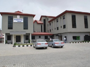 Lucky Sunshine Hotel