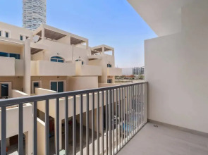 Silkhaus Luma21, JVC Dubai