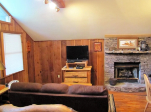 Cades Cove Hide Away
