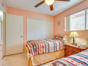 Home w/ Private Pool: 1 Mi to Lake Havasu!