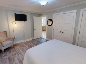 Dolphin Point 105b 2 Bedroom Condo by RedAwning