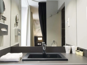 Hotel Queen Mary Paris