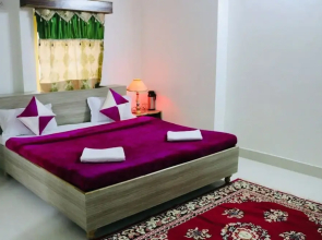 Santosh Guest House