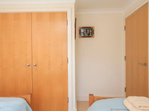 5 Thurlestone Beach