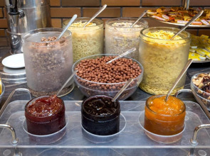 Отель Marmara Hotel Budapest