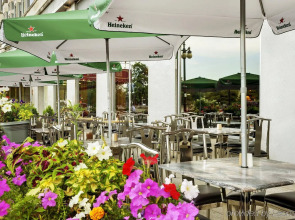 Congress Plaza Hotel