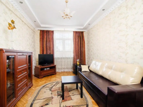 Апартаменты двухкомнатные на проспекте Независимости 44