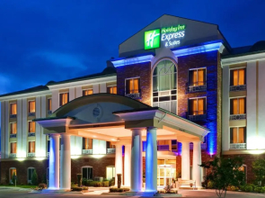 Holiday Inn Express & Suites Millington by IHG
