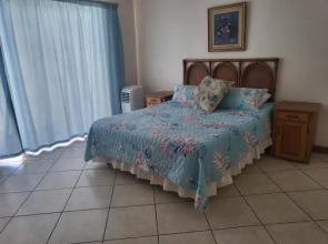 4 Toti Sands
