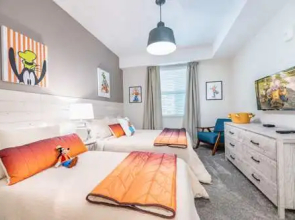 Super cute condo with 2 themed bedrooms