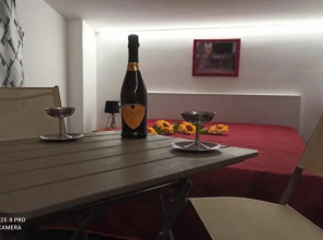 Villa Sunflowers, piscina, privacy e aria c., mare a 5 min.