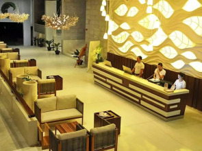 The Cliff Resort & Residences