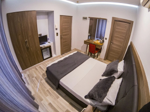 Cosmos Hotel