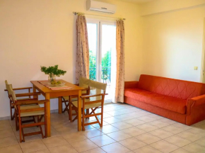 Orizontas Studios and Apartments