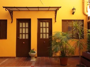 Puerto Limon Hostel