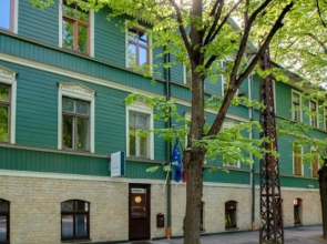 Janne Hotel