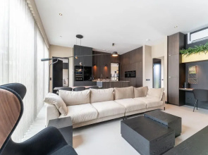 Chic Family Villa With Play Area