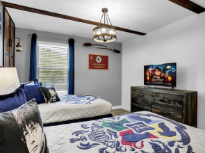 2718 Storey Lake Resort 8Bd 21G 130646