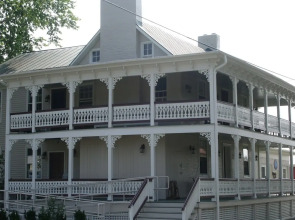 Hopkins Ordinary Bed Breakfast and Ale Works