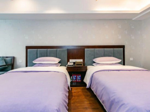 Hengtong Hotel(重宾亨通酒店（永川渝西广场店）)