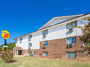 Super 8 by Wyndham Richmond/Broad Street