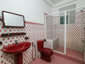 Wasantha Guest House by OYO Rooms
