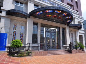 Golden Tulip RS Boutique Hotel