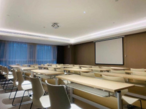 Ji Hotel Hejian Shijing Middle Road Auto Parts Cen