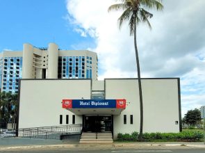 Hotel Diplomat by Bsb Inn