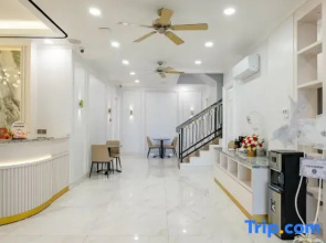 Urbanview Kencana Residence near Pakuwon Mall Surabaya