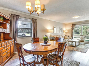 2 Mi to Purdue: Modern Home in West Lafayette