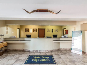 Alamo Inn & Suites