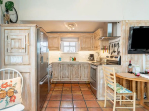 Casita de Catherine by Avantstay 1 Block to Duval St w/ Hot Tub!