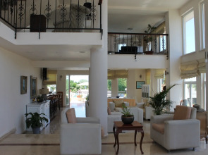 The Prince Inn Hotel & Villas