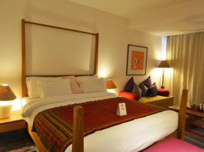 The Sky Imperial Aarivaa Luxury Homestay