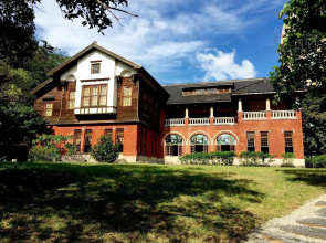 Golden Hotspring Hotel