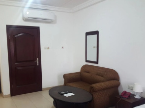 Restall Guest Lodge