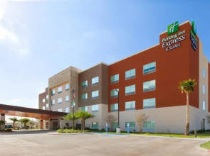 Holiday Inn Express & Suites Edinburg- Mcallen Area
