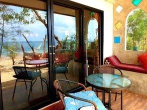 Sabai Sabai Beach Bungalows