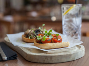 Hampton by Hilton London City