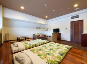 Spa Resort Hawaiians Monolith Tower