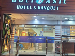 Hotel Holy Basil