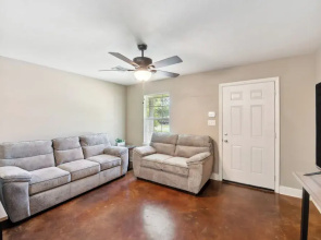Lovely Lake Charles Duplex in Central Location!