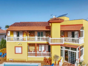 Hotel La Colina