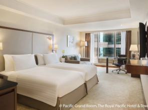 The Royal Pacific Hotel & Towers