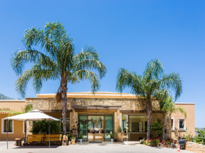 Filion Suites Resort & Spa