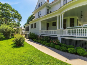 Victorian Seasons Stirling