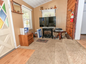 Lil Cabin