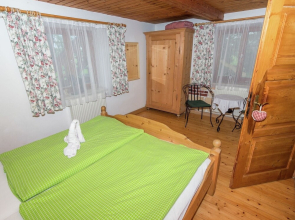 Spacious 4 Person Holiday Home near Chiemsee